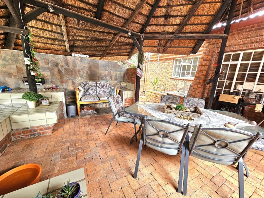 To Let 3 Bedroom Property for Rent in Seemeeupark Free State